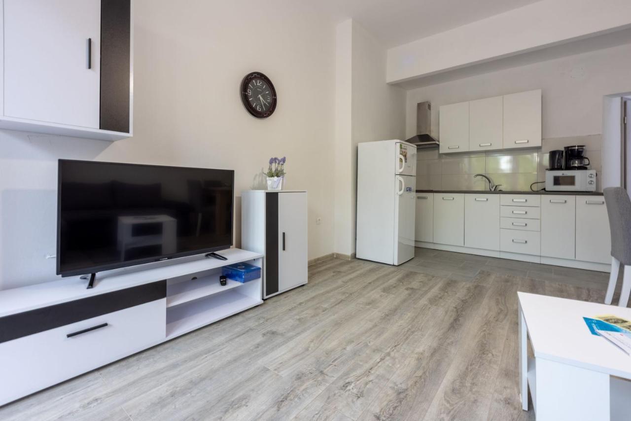 Apartment Ankica Crikvenica Buitenkant foto